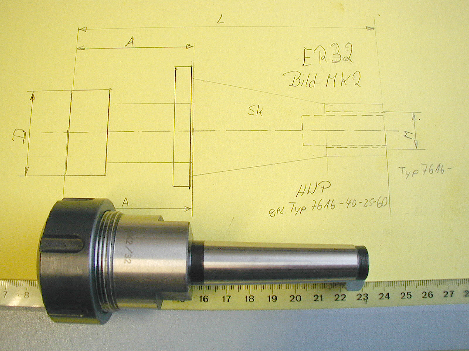Produktbild von Spannzangenfutter MK3 M12 ER32 + ER32 Satz 9Stk,Spannzangen 2-20mm Für